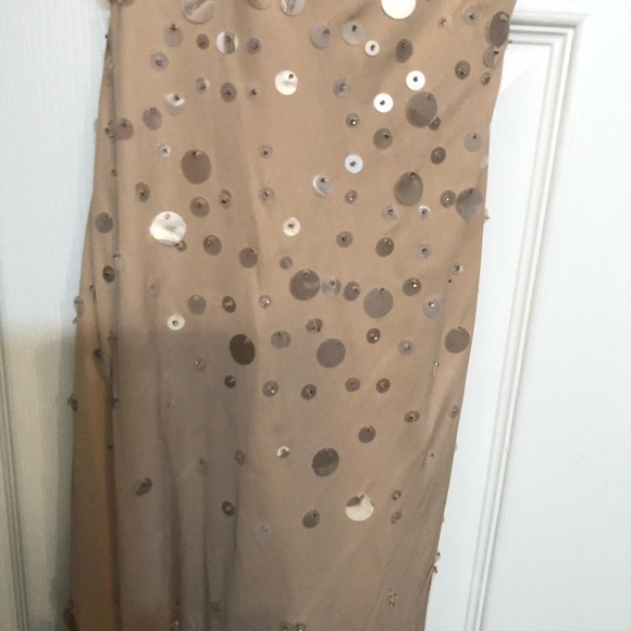 Hugo  Buscati size 12 Nude with opalescent sequins gorgeous & perfect - Picture 7 of 14
